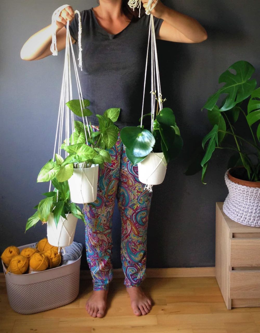 kwietnik-diy-11 wiszące kwietniki ze sznurka bawełnianego